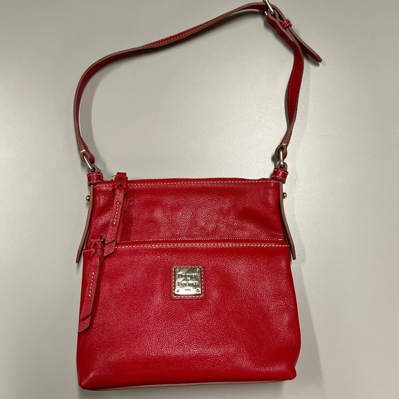 Dooney & Bourke Red Pebble Leather Letter Carrier Bag - Picture 4 of 16